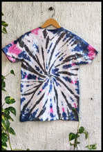 Load image into Gallery viewer, Spiral Tie Dye T shirt