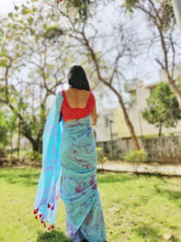 Load image into Gallery viewer, Gulabi Neela Amber Tie Dye Saree