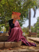 Load image into Gallery viewer, Kora Kaagaz Tie Dye Saree