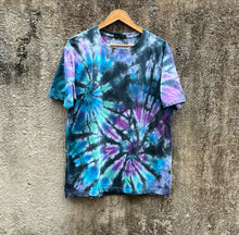 Load image into Gallery viewer, Twin Spiral Tie Dye T shirt