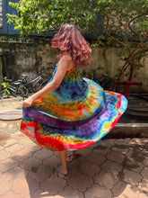 Load image into Gallery viewer, Happy Hue Tie Dye Maxi Dress
