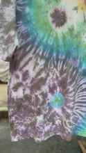 Load and play video in Gallery viewer, Ying Yang Tie Dye T shirt
