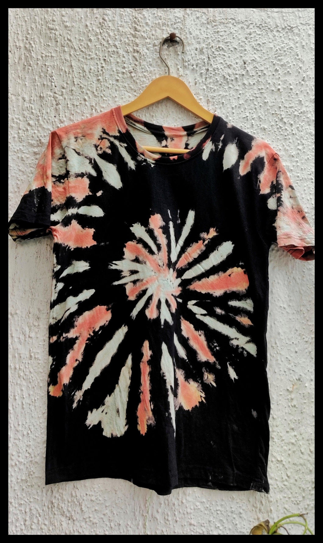 Half Spiral Reverse Tie Dye T shirt